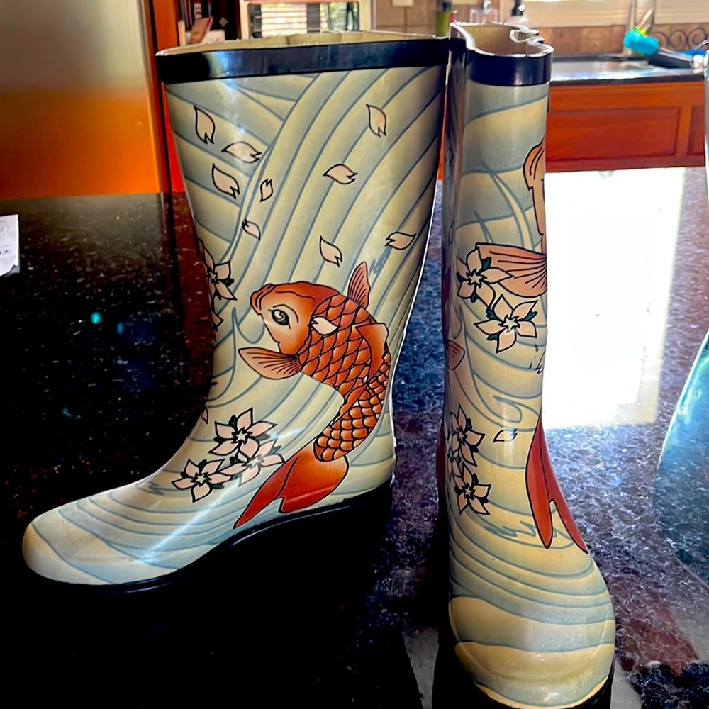 Vintage Ed Hardy tattoo style rain ☔️ boots